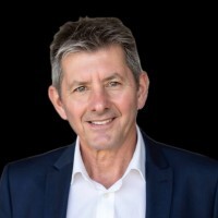 Dr. John MacIntyre